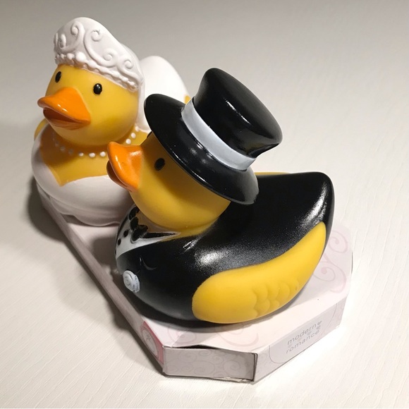 Wedding Cake Topper Rubber Duckies Bride and Groom New in Box - Picture 7 of 8